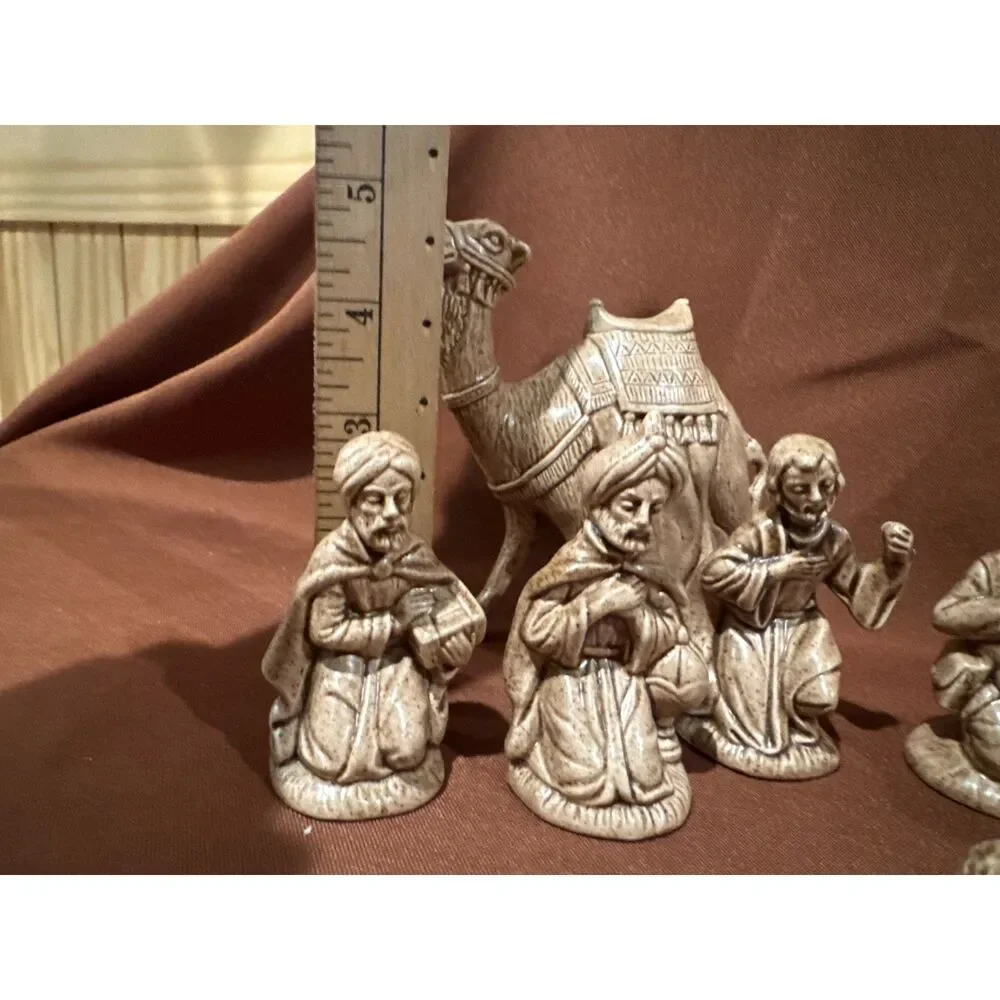 Small Ceramic Nativity Scene Set of 7 Pieces